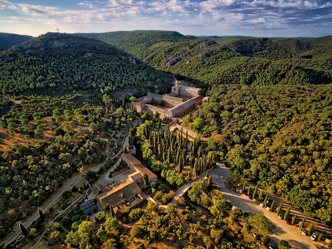 アベイ・ド・フォンフロワドの写真1